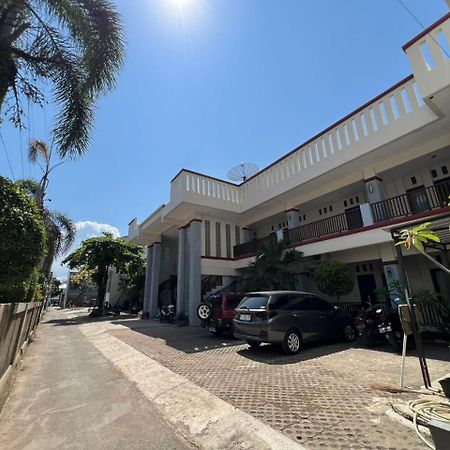 Hotel Century Пангандаран Экстерьер фото